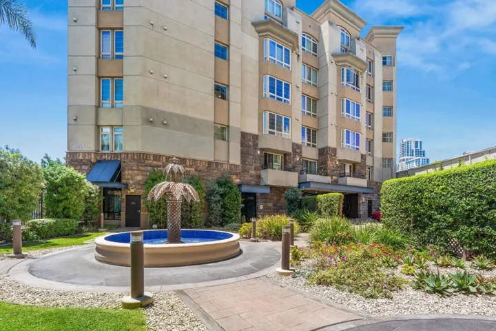 1465 C St 3304, San Diego, California 92101