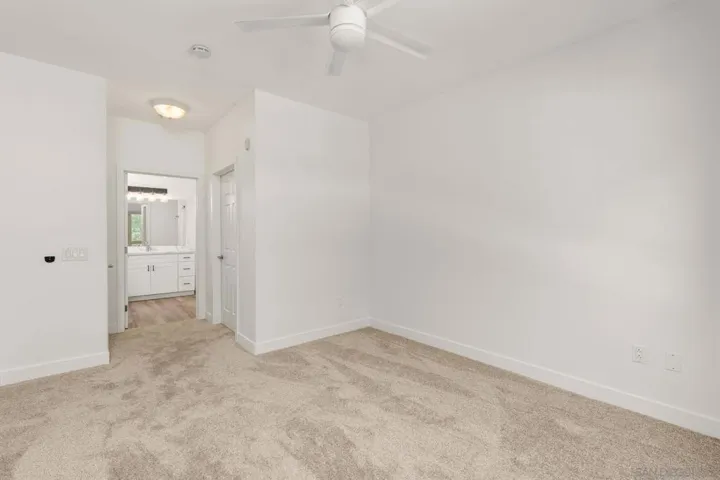 1465 C St 3304, San Diego, California 92101