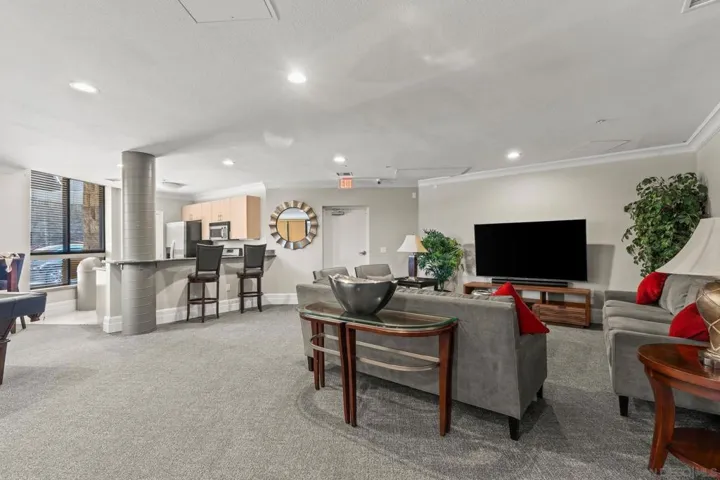 1465 C St 3304, San Diego, California 92101