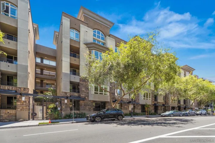 1465 C St 3304, San Diego, California 92101
