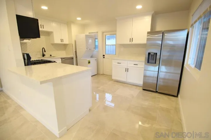 4915 Coconino Way, San Diego, California 92117