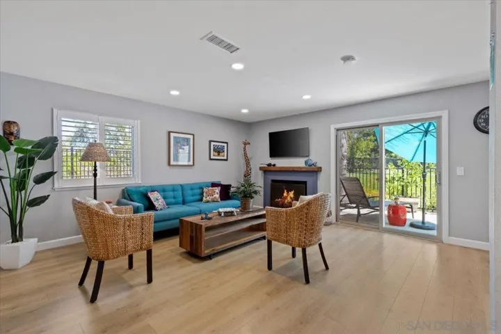 6502 Via Ostra, Carlsbad, California 92009