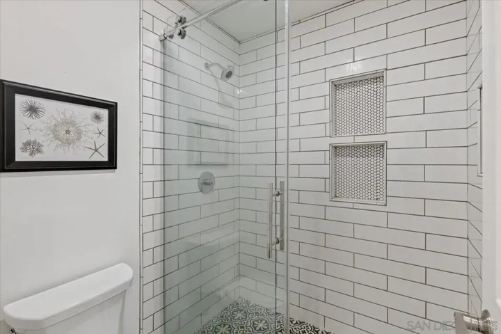 6502 Via Ostra, Carlsbad, California 92009