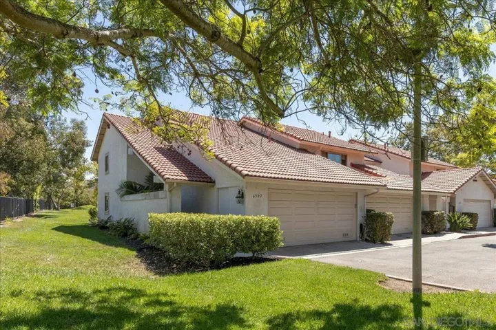 6502 Via Ostra, Carlsbad, California 92009