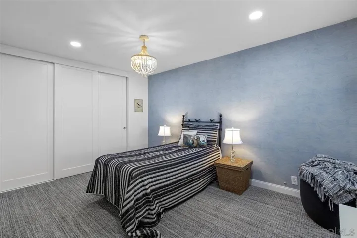 6502 Via Ostra, Carlsbad, California 92009