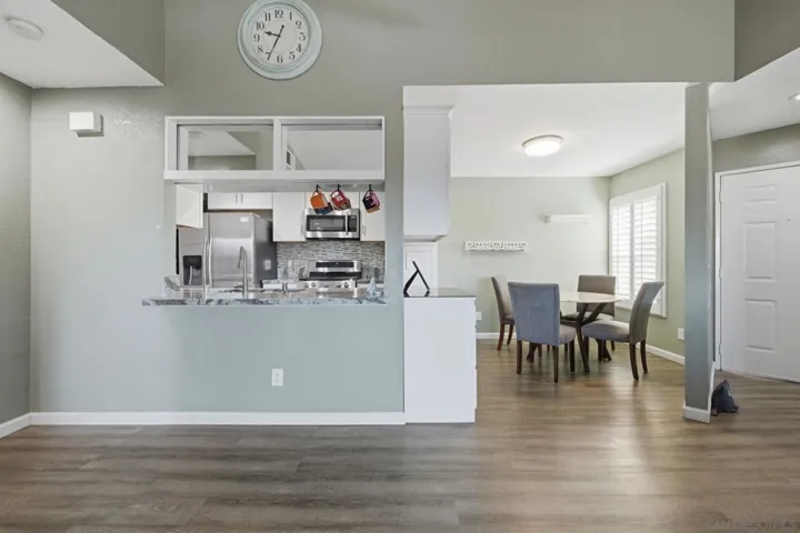 2055 Lakeridge 301, Chula Vista, California 91913