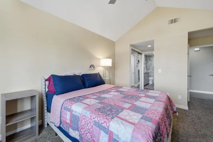 2055 Lakeridge 301, Chula Vista, California 91913