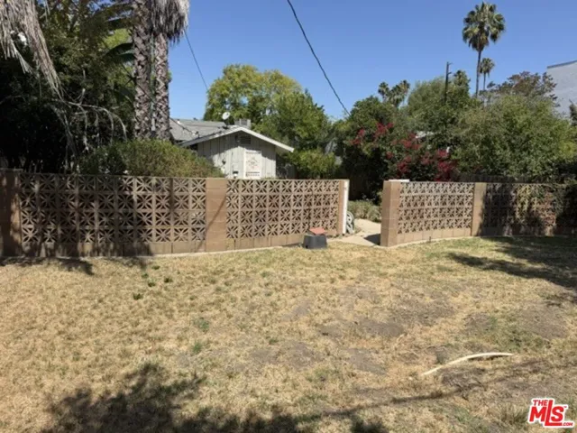 5136 Noble Avenue, Los Angeles, California 91403