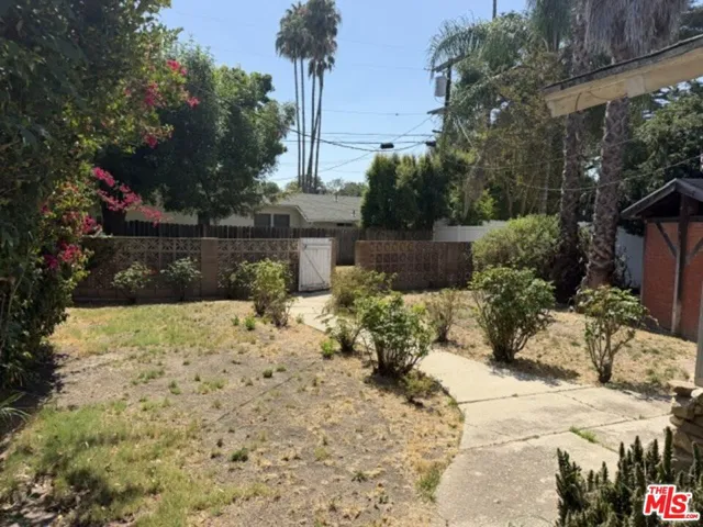 5136 Noble Avenue, Los Angeles, California 91403