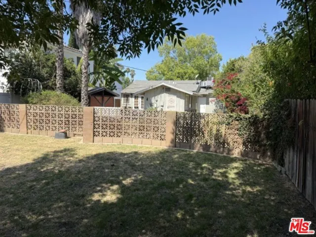 5136 Noble Avenue, Los Angeles, California 91403