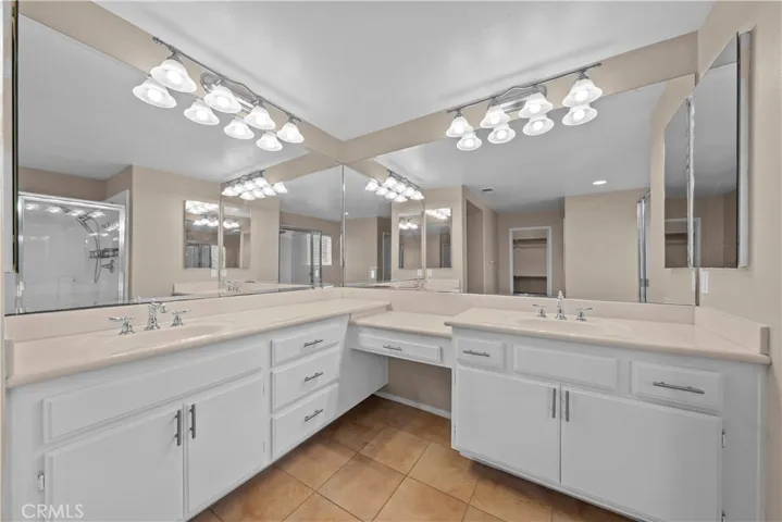 36046 Joltaire Way, Winchester, California 92596