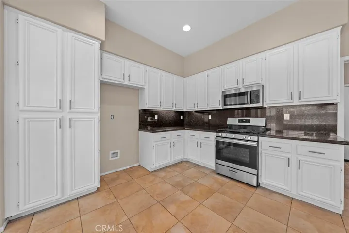 36046 Joltaire Way, Winchester, California 92596