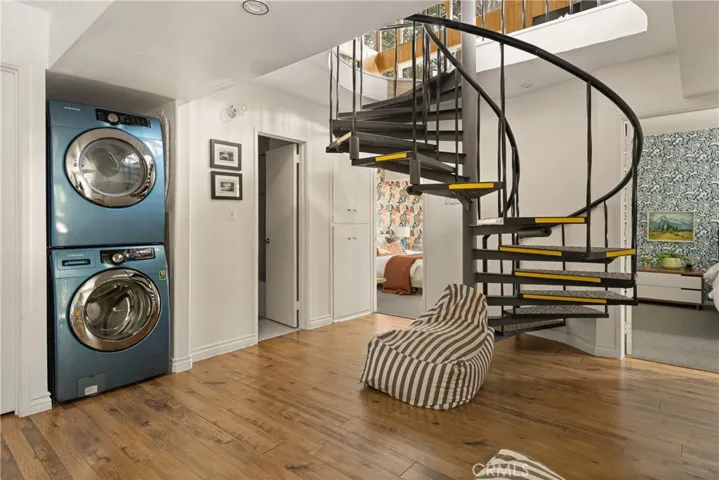 476 Annandale, Lake Arrowhead, California 92352