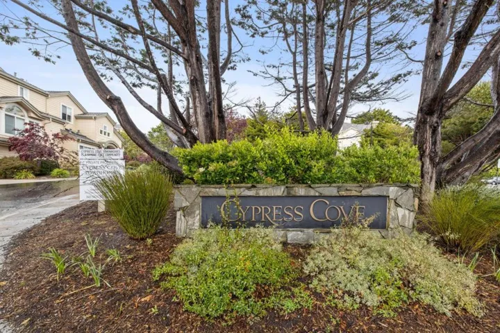 13 Erin Lane, Half Moon Bay, California 94019