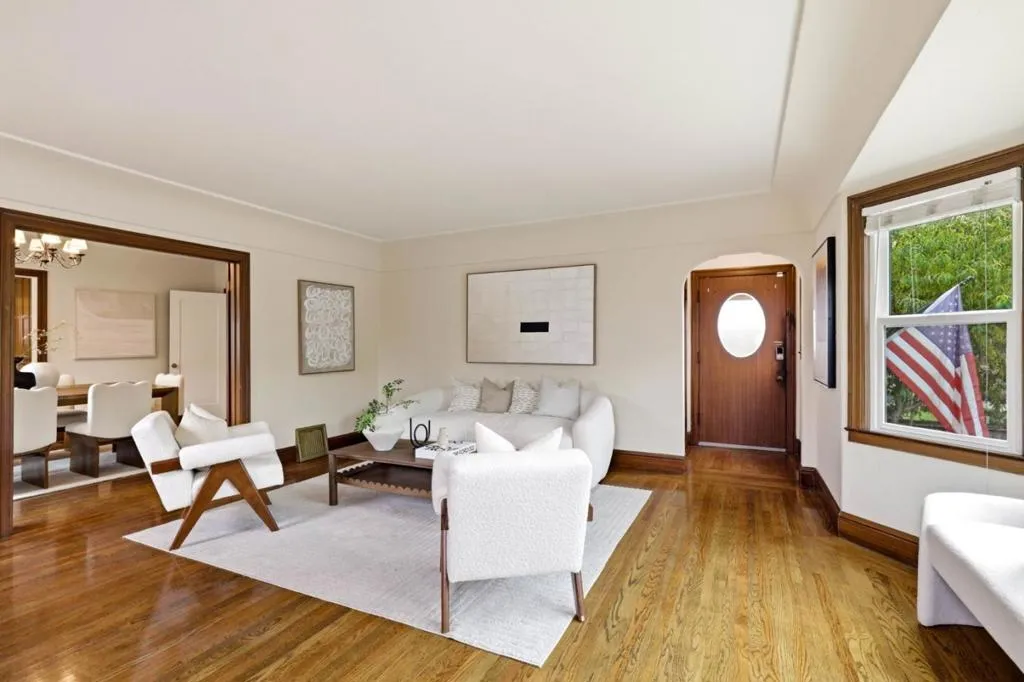 1119 Madison Ave