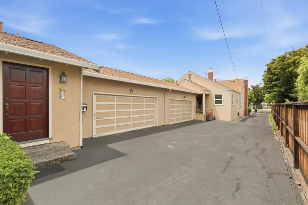1117-1119 Madison Ave - Garages