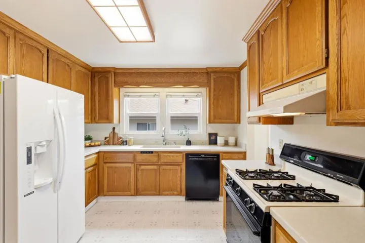 1119 Madison Ave