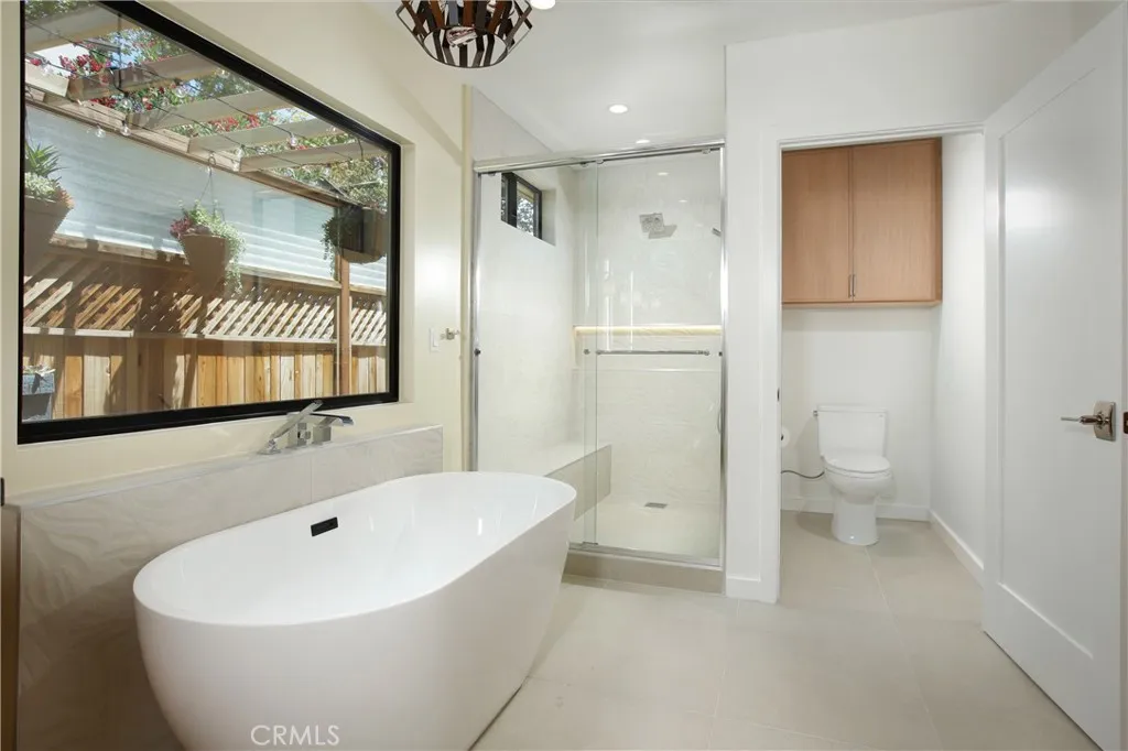 Primary Suite Bathroom Primary Suite Bathroom