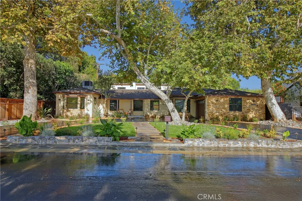 Front View Daytime Front View Daytime