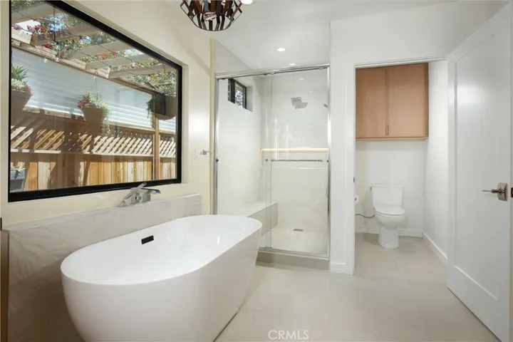 Primary Suite Bathroom