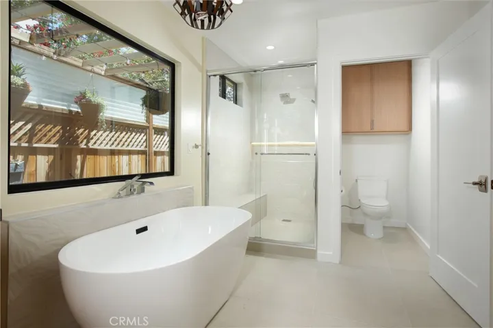 Primary Suite Bathroom