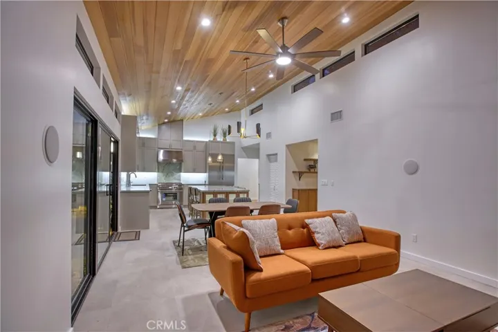 Family Dining Kitchen View