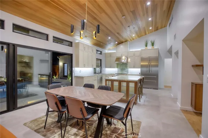 Kitchen Dining View
