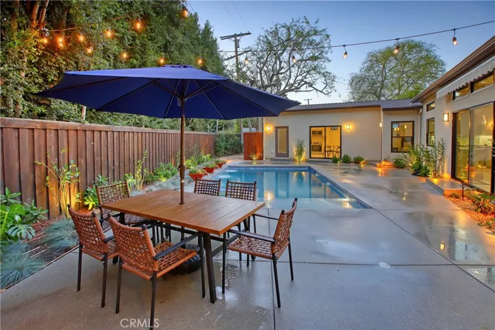 Pool Spa Dining Area