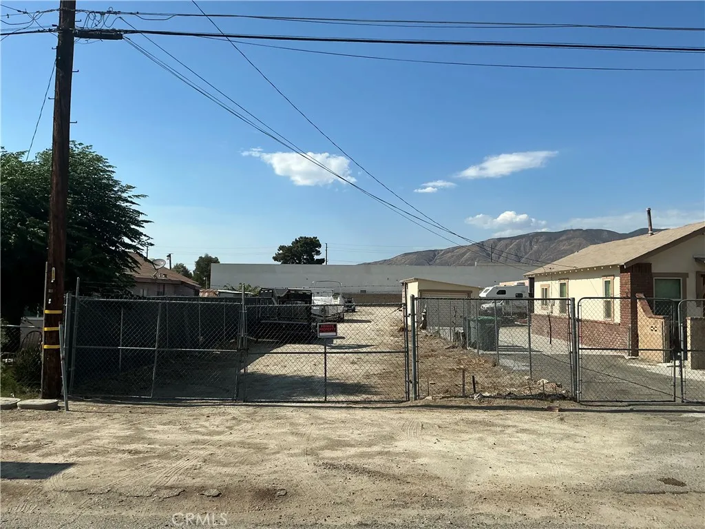 723 W 9th, San Jacinto, California 92582 — photo 5