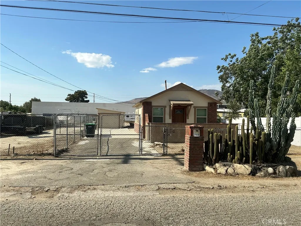 723 W 9th