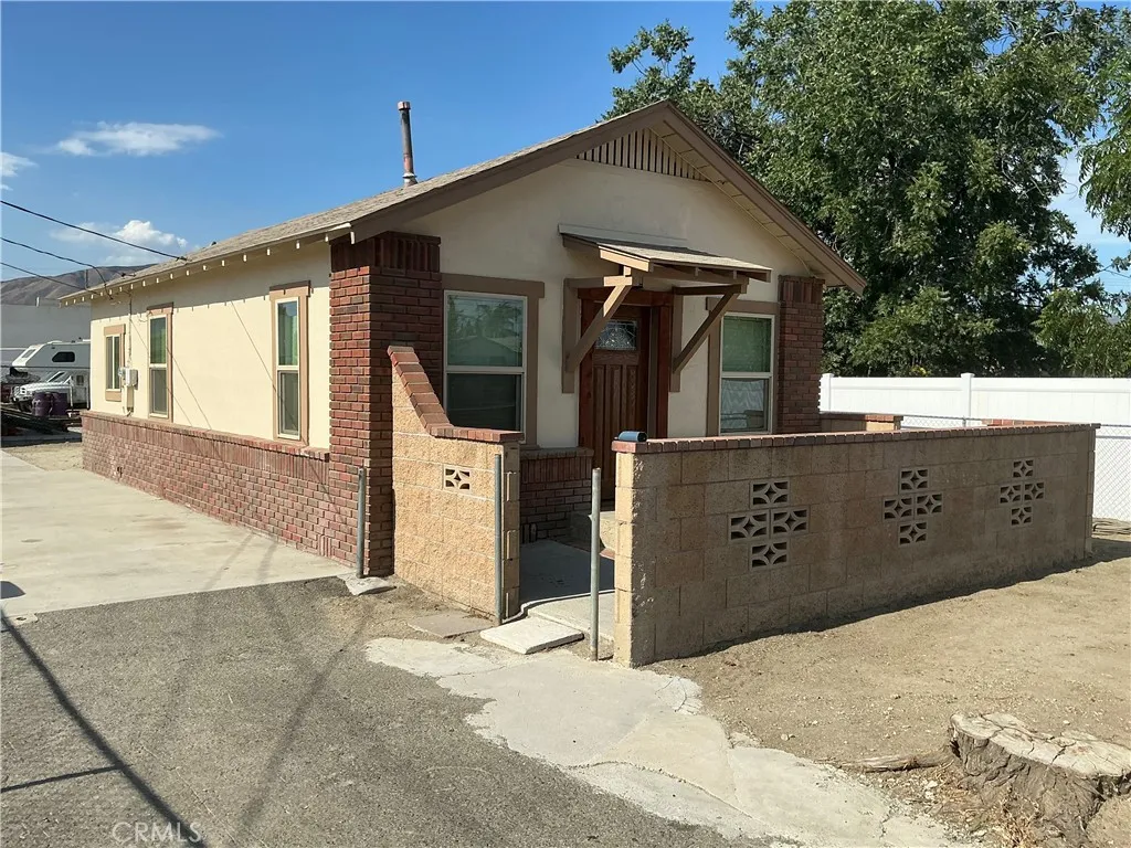 723 W 9th, San Jacinto, California 92582 — photo 4