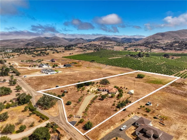 160 Rim Rock, Nipomo, California 93444
