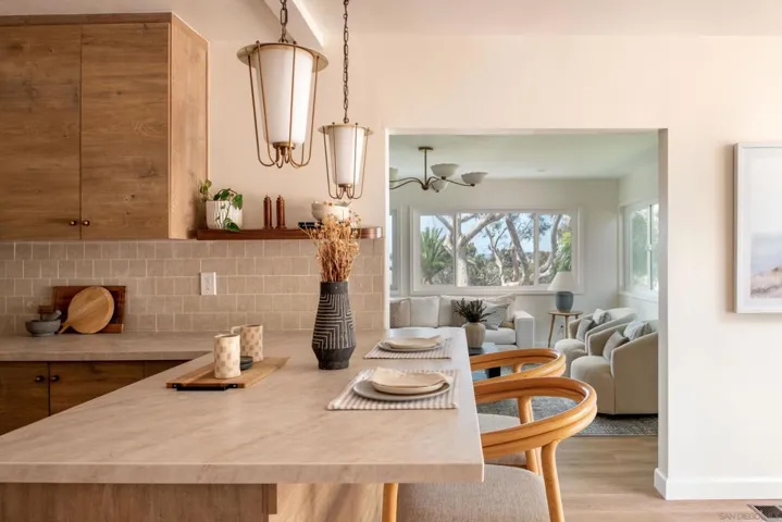 4254 Ampudia, San Diego, California 92103