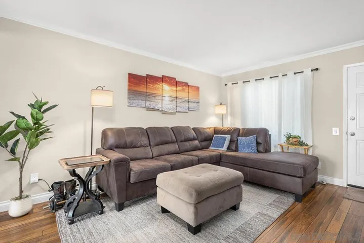 8777 Wahl St., Santee, California 92071
