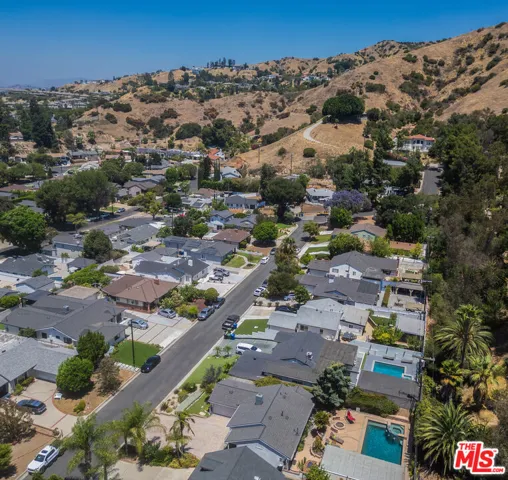 7724 Shady Cove Avenue, Burbank, California 91504