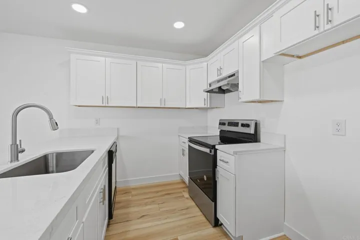 204 Candice Place, Vista, California 92083