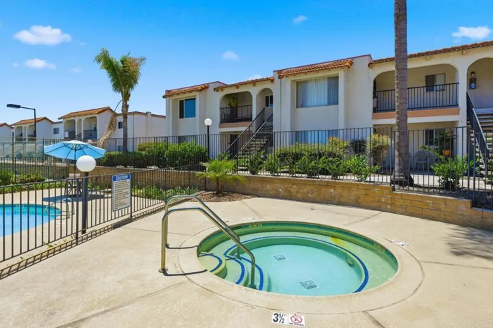204 Candice Place, Vista, California 92083