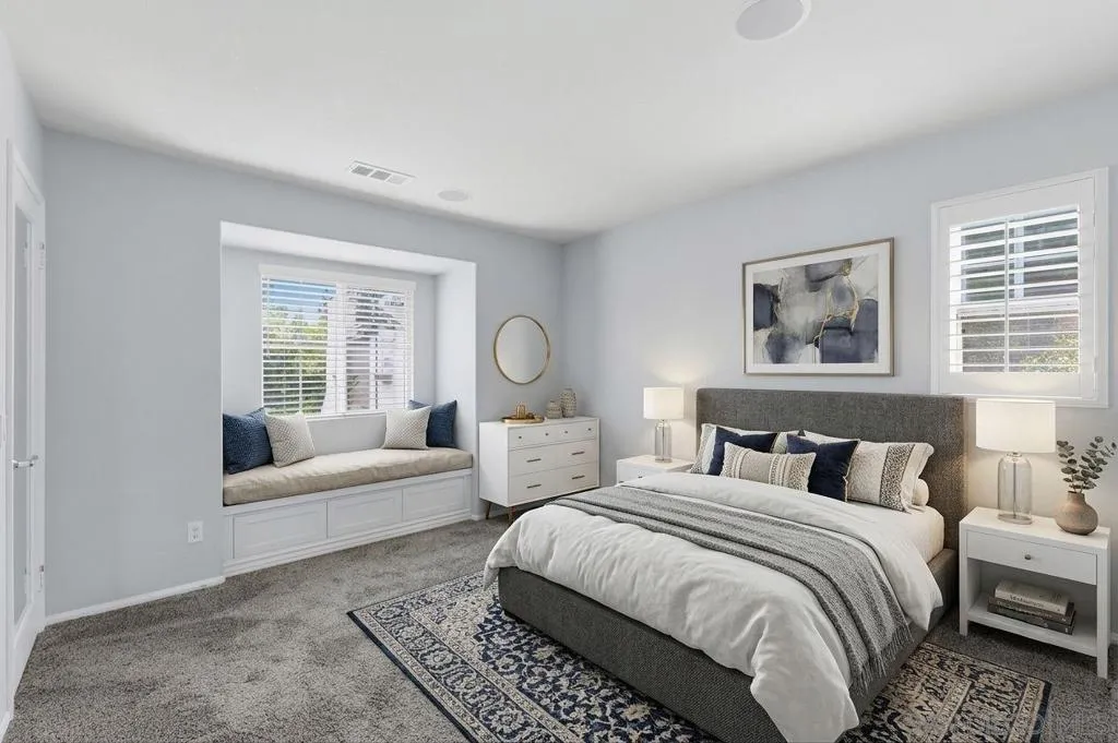 https://zimg.paragon.ice.com/ParagonImages/Property/PA/SDMLS/260018046/31/533/400/2dc70c9453394cc0ec9547ceb7b19995/3/4ee6e841f14b3e3a513060606fbf797c/260018046-afe8a237-b88c-4cf8-b7f5-f780278dcb25.JPG