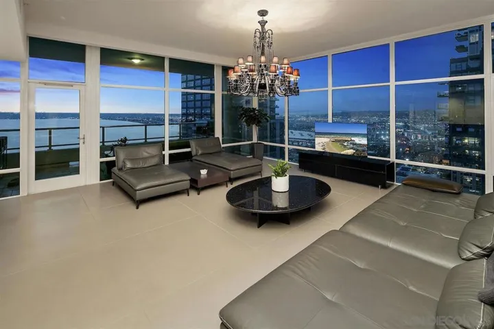 1262 Kettner 2801, San Diego, California 92101