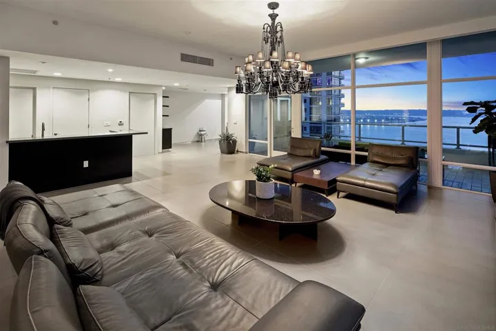 1262 Kettner 2801, San Diego, California 92101