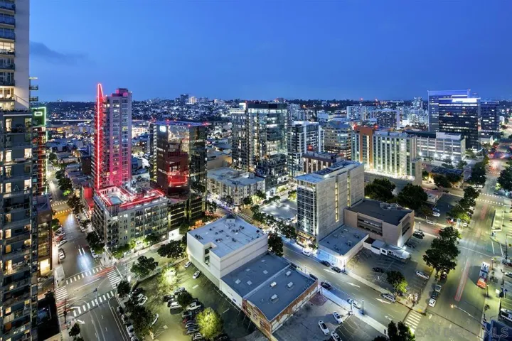 1262 Kettner 2801, San Diego, California 92101
