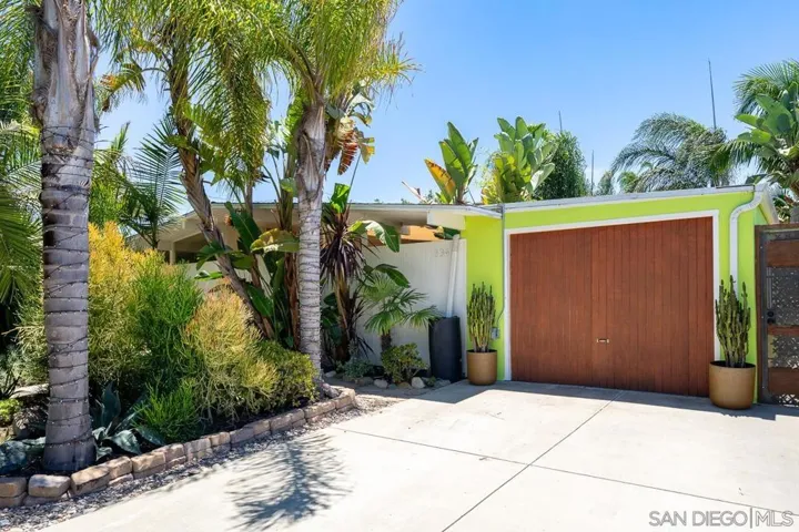 3341 Tropicana Drive, Oceanside, California 92054