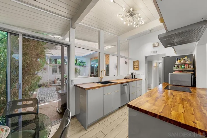 3341 Tropicana Drive, Oceanside, California 92054