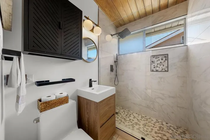 3341 Tropicana Drive, Oceanside, California 92054