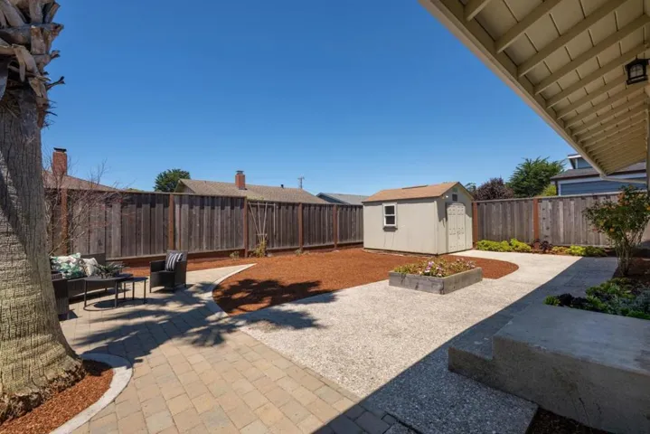 465 Terrace Avenue, Moss Beach, California 94038