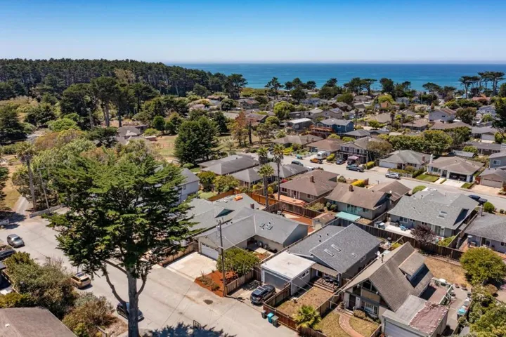 465 Terrace Avenue, Moss Beach, California 94038
