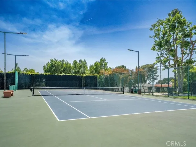 9735 Via Roma, Burbank, California 91504