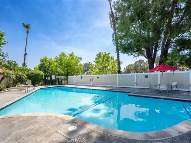 9735 Via Roma, Burbank, California 91504