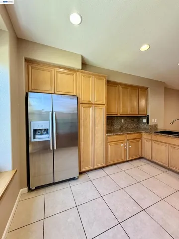 550 Summer Ln, Richmond, California 94806 — photo 4