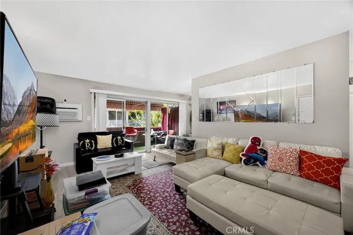 440 Chestnut 2c, Long Beach, California 90802